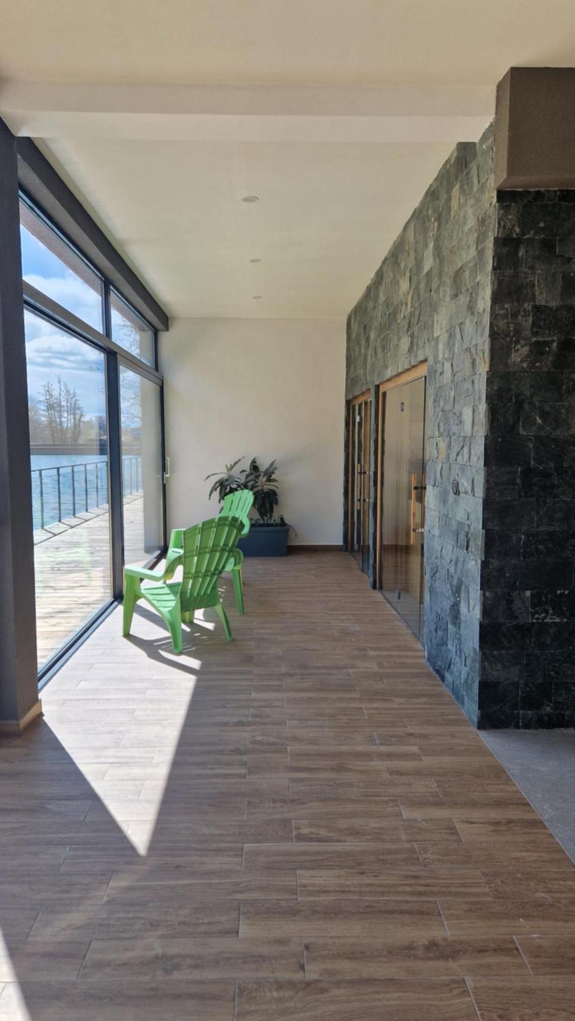 Waterside Spa Hotel オグニャノヴォ エクステリア 写真