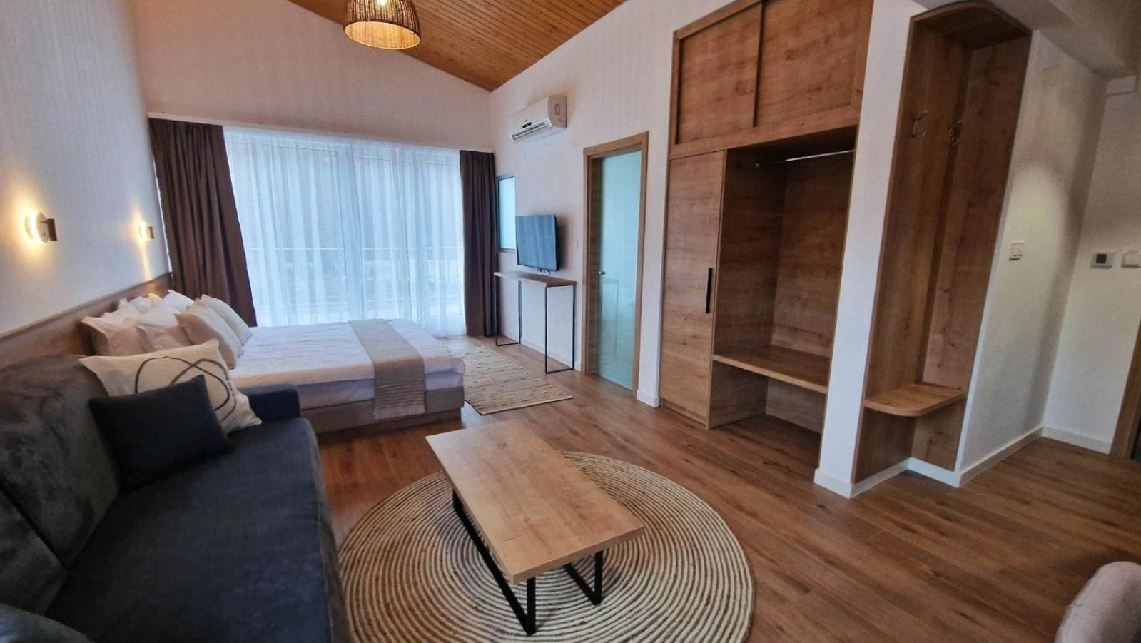 Waterside Spa Hotel オグニャノヴォ エクステリア 写真